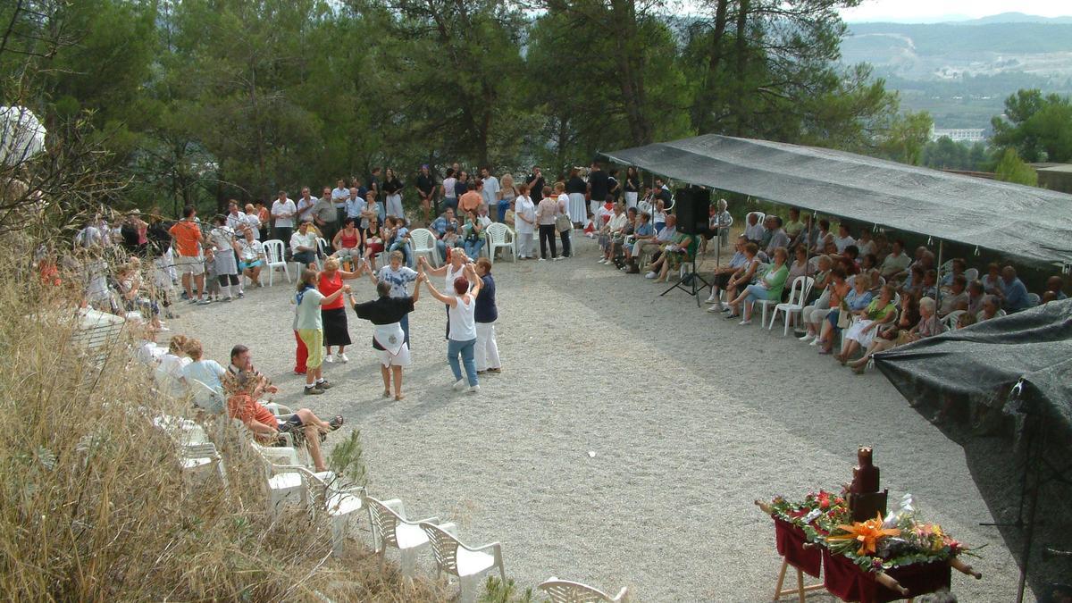 Sant Vicenç celebra diumenge el tradicional Aplec de Castellet